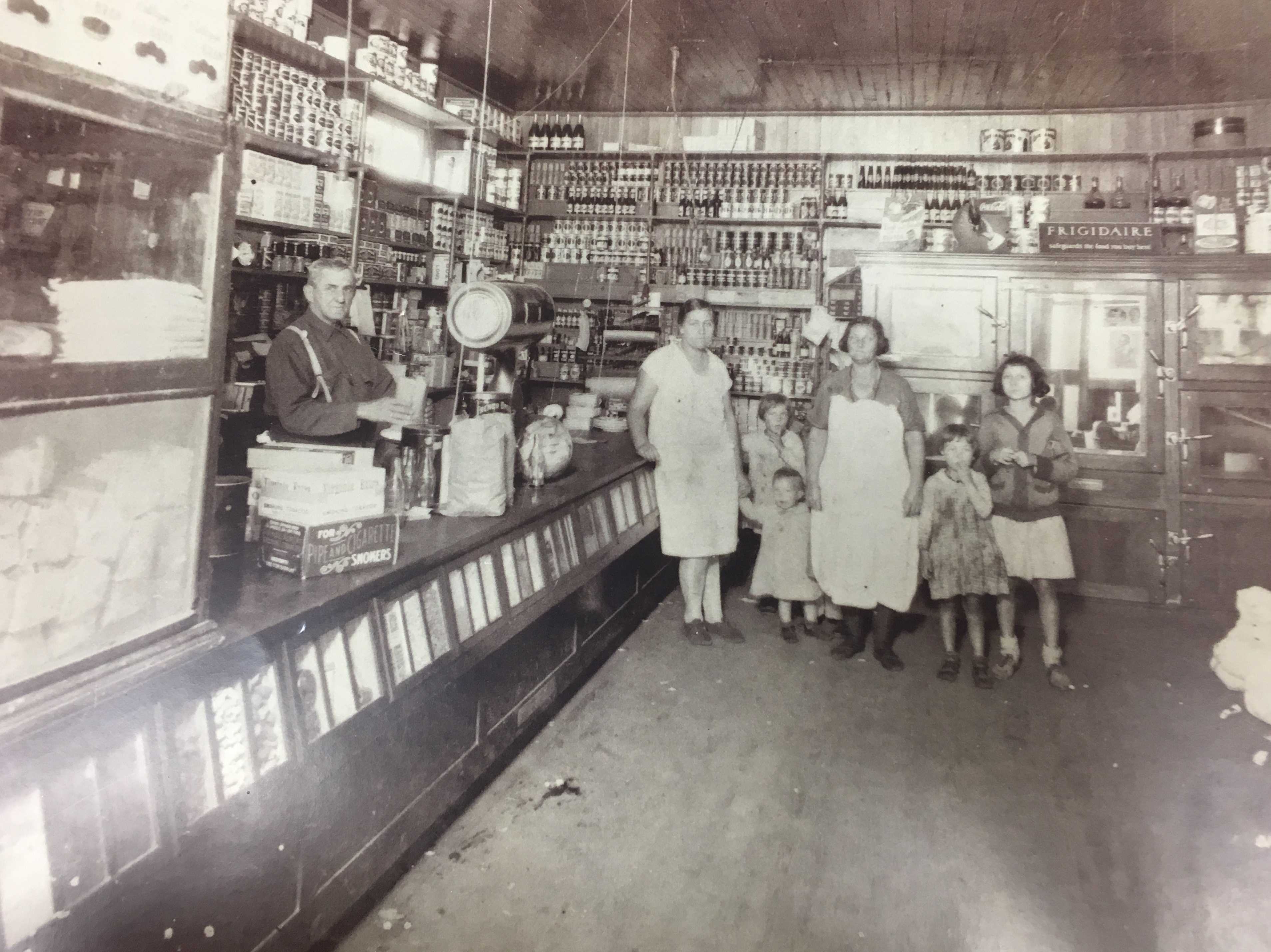 Henry Diaz Grocery Store